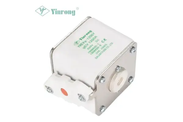 Какова функция EV Automotive и EVSE Fuse?